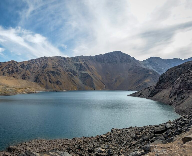 Los embalses continúan aumentando por segunda semana seguida, pero siguen almacenando menos agua que hace un año