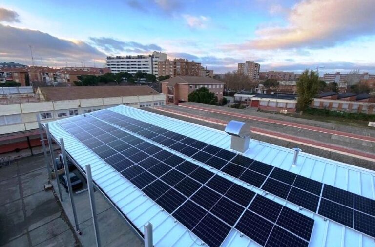 Cuarta Cumbre de Autoconsumo y Comunidades Energéticas, organizada por la Unión Española Fotovoltaica (UNEF)